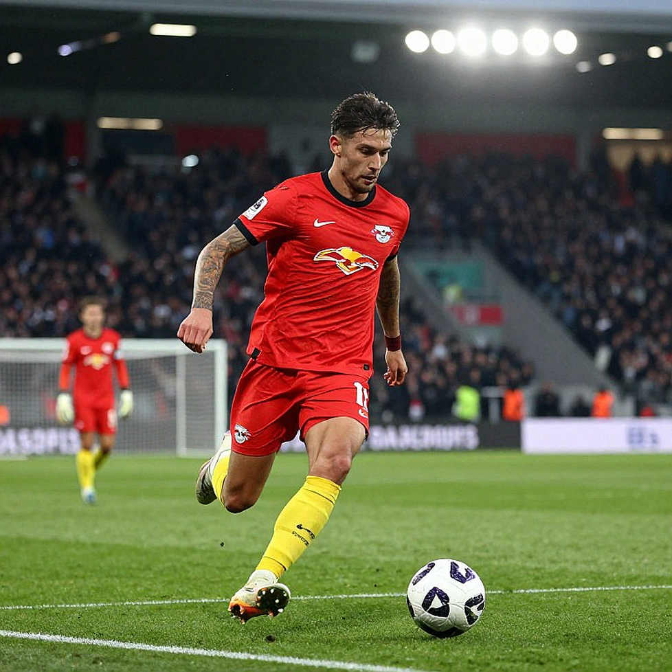 Transfers in the Shadow of Deadline Day: The Paperwork That Tells the Truth Before the Story Does Transfers in the Shadow of Deadline Day: The Paperwork That Tells the Truth Before the Story Does
