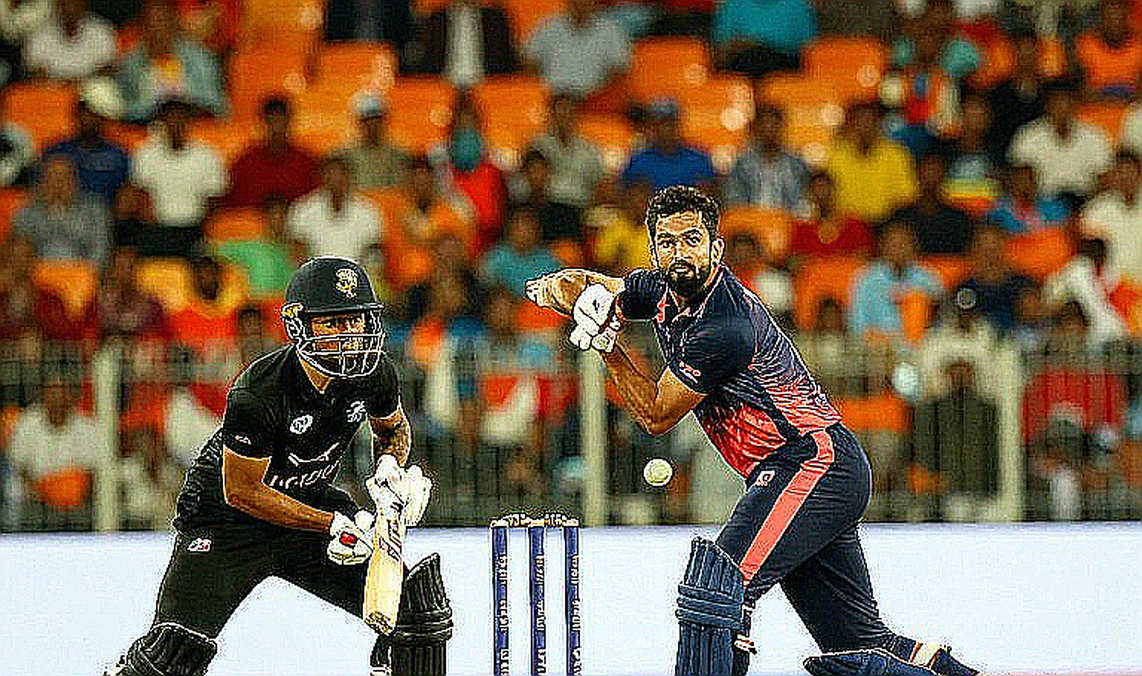 যেখানে তথ্য নীরব: ক্রিকেট বিশ্লেষণের খালি খাতা ও সততার পরীক্ষা যেখানে তথ্য নীরব: ক্রিকেট বিশ্লেষণের খালি খাতা ও সততার পরীক্ষা