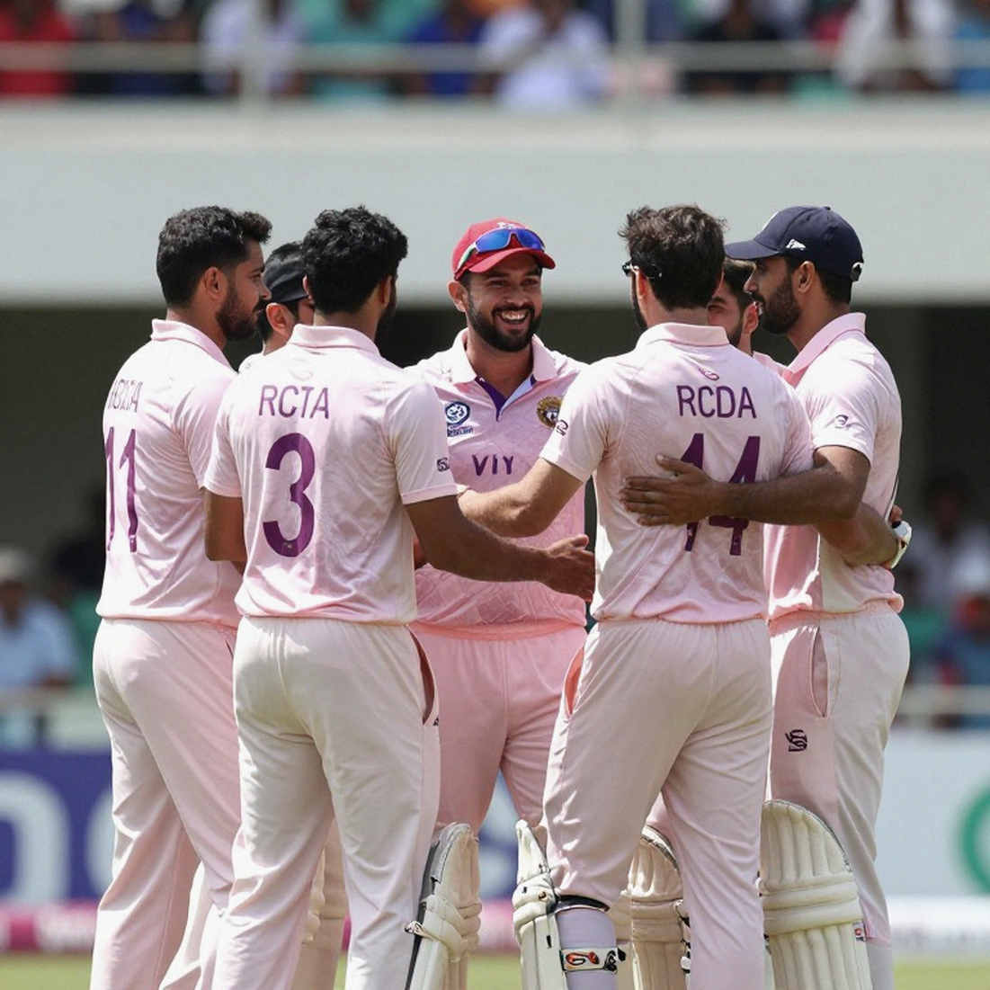 স্মার্ট কন্ট্র্যাক্টের ছায়ায় ক্রিকেট: এশিয়ার ফ্র্যাঞ্চাইজি অর্থনীতিতে ব্লকচেইনের নীরব অনুপ্রবেশ স্মার্ট কন্ট্র্যাক্টের ছায়ায় ক্রিকেট: এশিয়ার ফ্র্যাঞ্চাইজি অর্থনীতিতে ব্লকচেইনের নীরব অনুপ্রবেশ