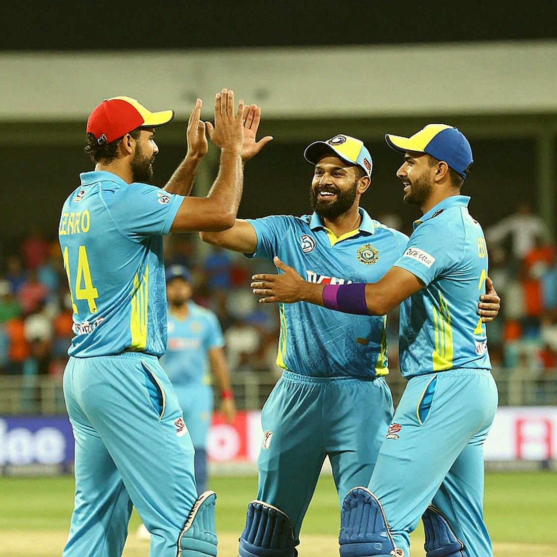 টেবিলের আড়ালে ডট বল: বিপিএল রেগুলার সিজনের কন্ট্রোল-পার্সেন্টেজ ফাঁদ টেবিলের আড়ালে ডট বল: বিপিএল রেগুলার সিজনের কন্ট্রোল-পার্সেন্টেজ ফাঁদ
