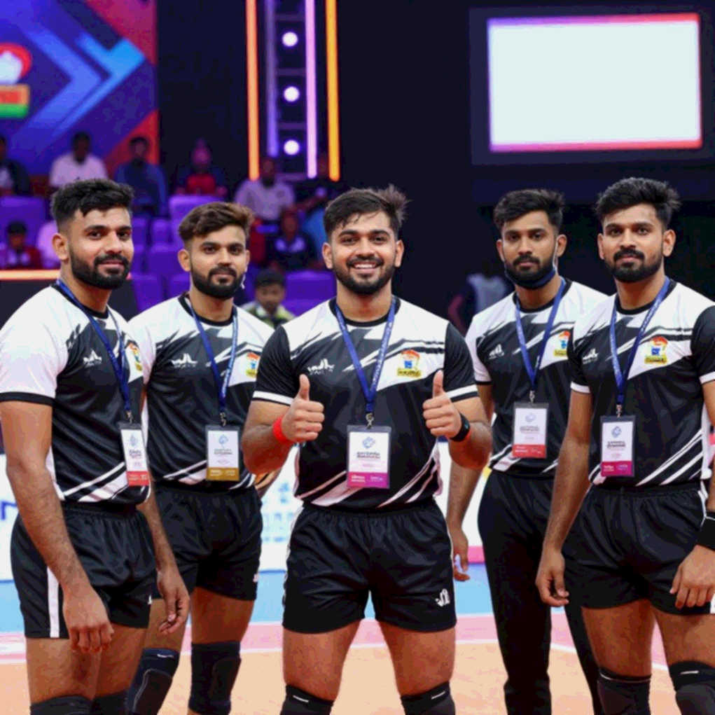 স্ট্রাকচার বনাম হিরো-বল: চ্যাম্পিয়ন্স ২০২৬ প্লে-অফের টিকিটে লুকিয়ে থাকা আসল হিসাব