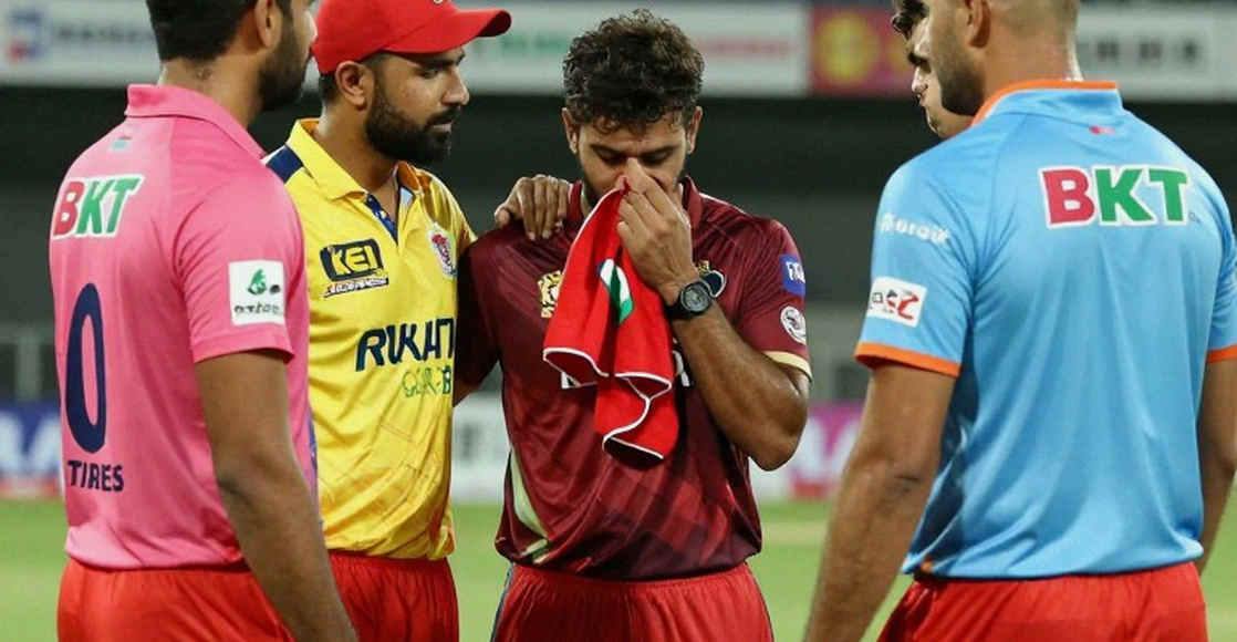 এশিয়া কাপের নোটবুক: ট্রফি যেখানে হাইলাইটে থাকে, হিসাব থাকে খেলোয়াড়ের কাঁধে