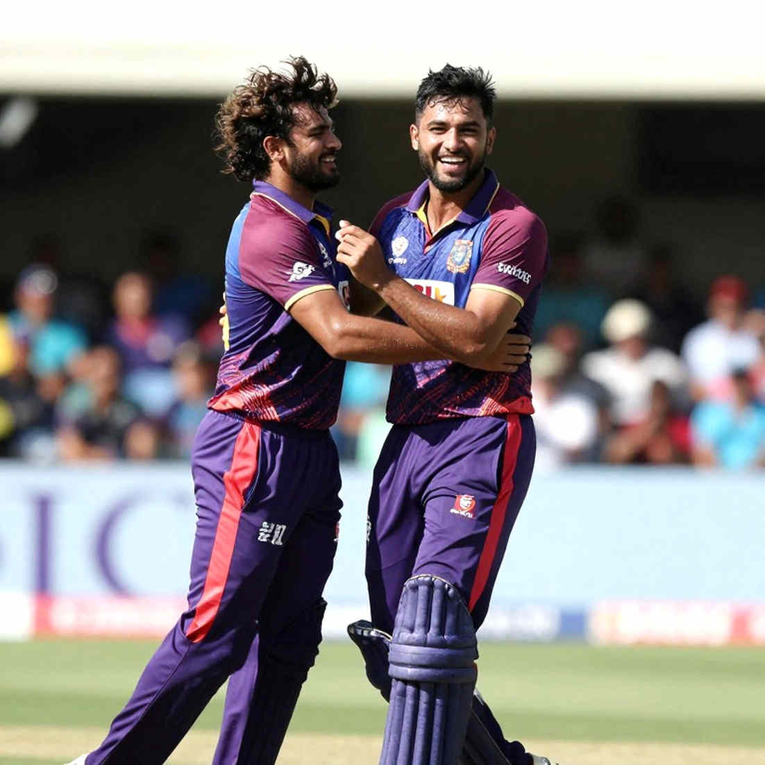 চুয়াত্তরতম ওভারের সাক্ষী: বাংলাদেশের টেস্ট ক্রিকেট কীভাবে নীরবতাকে স্কোরবোর্ড বানালো