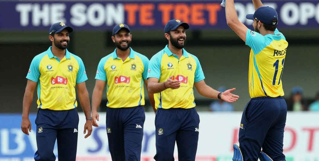 From 82/3 to 135/8: The Structure of West Indies' Middle-Overs Collapse on an Indian Night From 82/3 to 135/8: The Structure of West Indies' Middle-Overs Collapse on an Indian Night